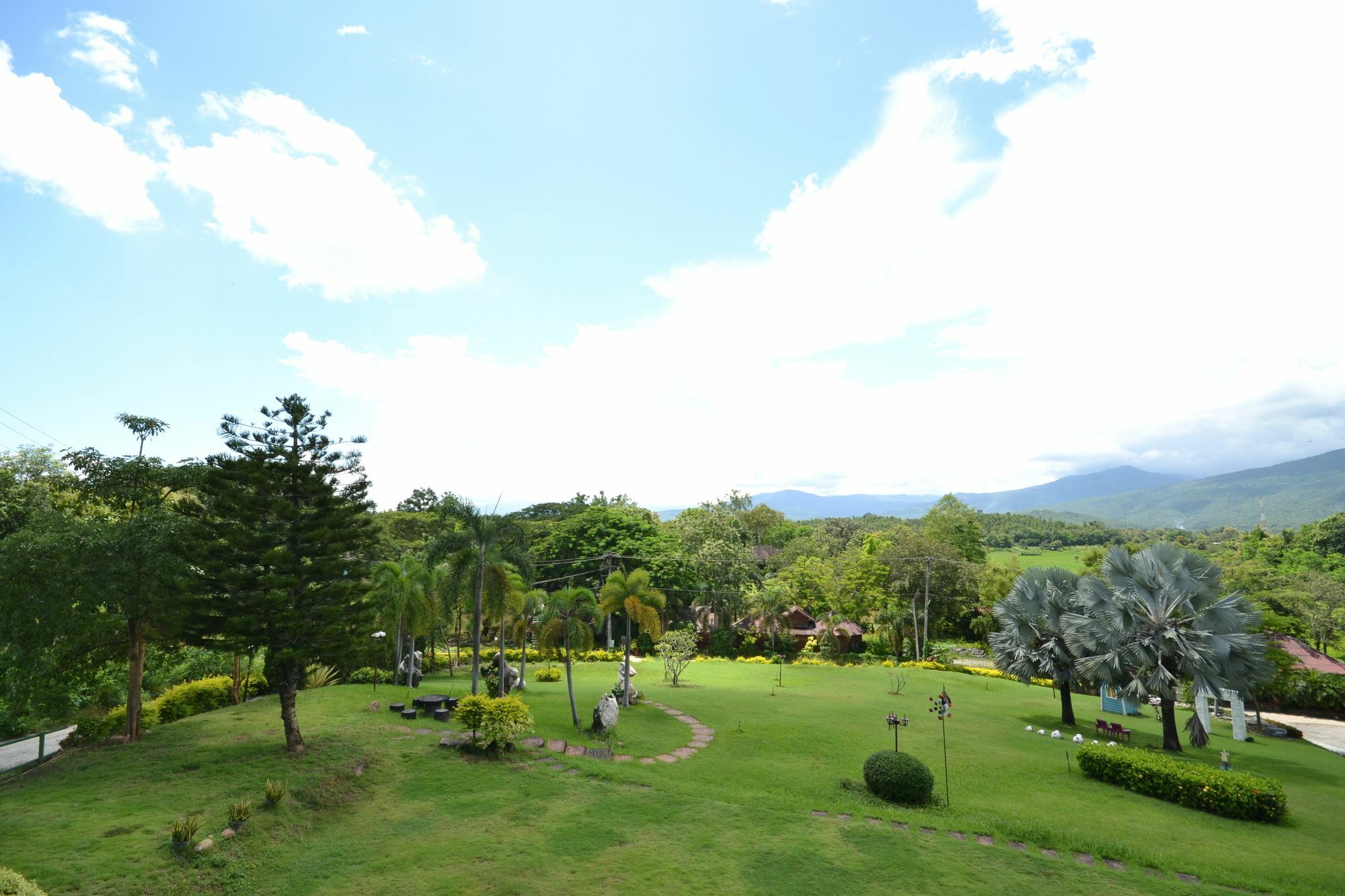 Touch Star Resort - Doi Inthanon Csomthong Kültér fotó